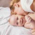 Bebé a dormir na cama — é normal o bebé ressonar